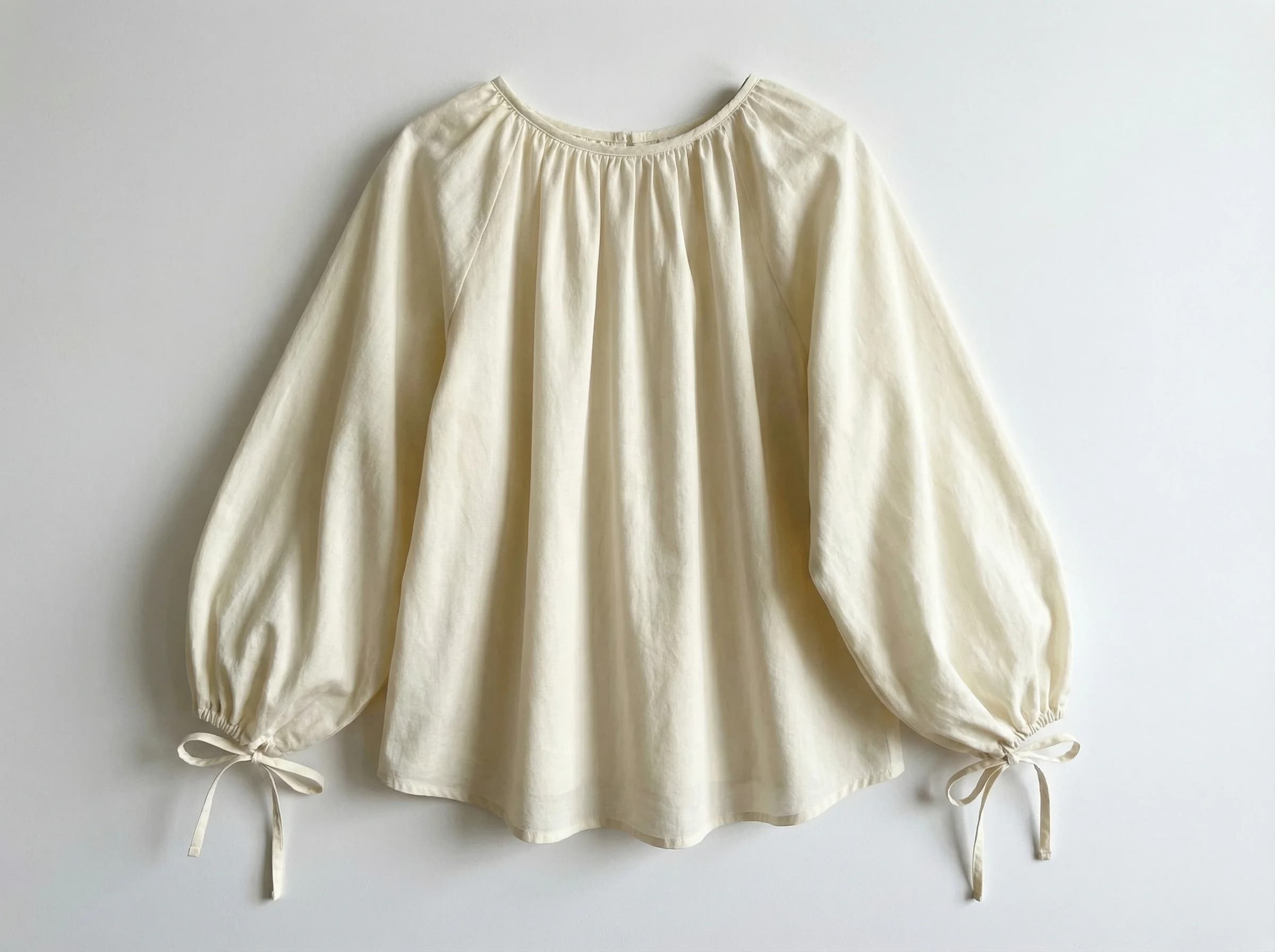 Generador de outfits con IA con subida de referencia de modelo o prenda